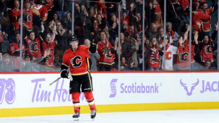 CALGARY, AB – NOVEMBER 5 2017: (Photo by Terence Leung/NHLI via Getty Images)