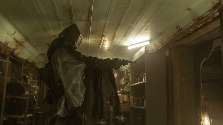 Bob Jennings as Stalker – Fear the Walking Dead _ Season 7, Episode 3 – Photo Credit: Lauren “Lo” Smith/AMC
