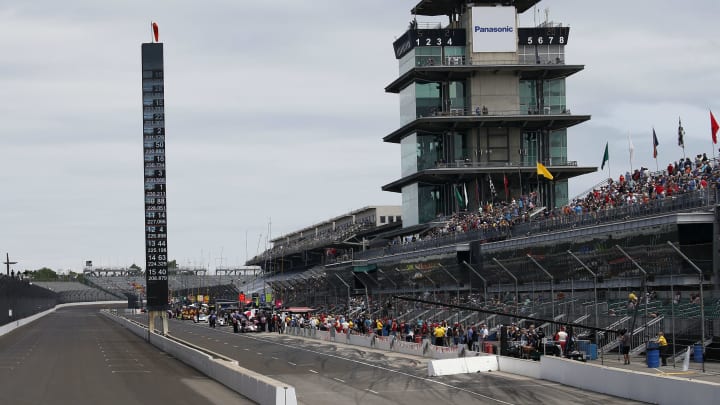 May 21, 2017; Indianapolis, IN, USA; Verizon IndyCar Series driver Buddy Lazier drives his car down the front straightaway during practice before qualifications for the 101st Running of the Indianapolis 500 at Indianapolis Motor Speedway. Mandatory Credit: Brian Spurlock-USA TODAY Sports