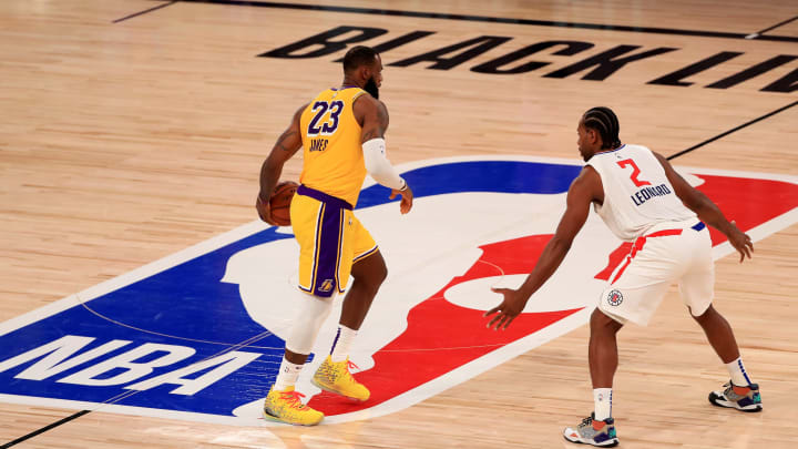 (Photo by Mike Ehrmann/Getty Images) – Los Angeles Lakers