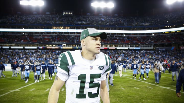 NASHVILLE, TN – DECEMBER 2: Josh McCown #15 of the New York Jets walks off the field after losing to the Tennessee Titans at Nissan Stadium on December 2, 2018 in Nashville, Tennessee. (Photo by Frederick Breedon/Getty Images)