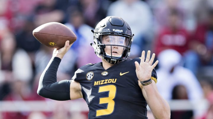 FAYETTEVILLE, AR – NOVEMBER 24: Drew Lock #3 of the Missouri Tigers throws a pass during a game against the Arkansas Razorbacks at Razorback Stadium on November 24, 2017 in Fayetteville, Arkansas. (Photo by Wesley Hitt/Getty Images)