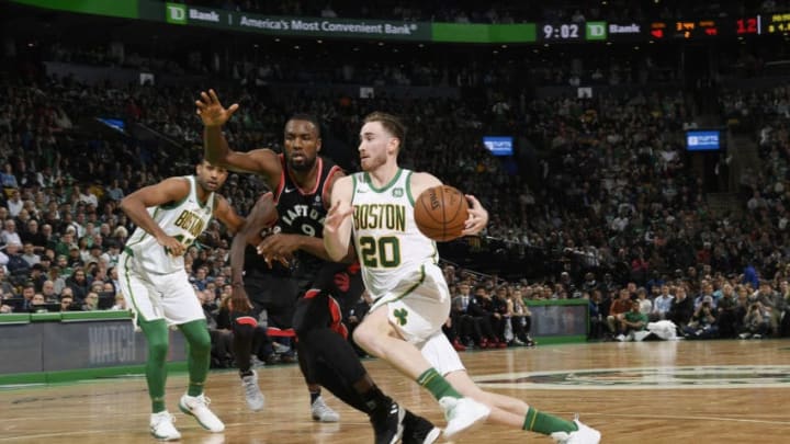 BOSTON, MA - JANUARY 16: Gordon Hayward #20 of the Boston Celtics handles the ball against the Toronto Raptors on January 16, 2019 at the TD Garden in Boston, Massachusetts. NOTE TO USER: User expressly acknowledges and agrees that, by downloading and or using this photograph, User is consenting to the terms and conditions of the Getty Images License Agreement. Mandatory Copyright Notice: Copyright 2019 NBAE (Photo by Brian Babineau/NBAE via Getty Images)