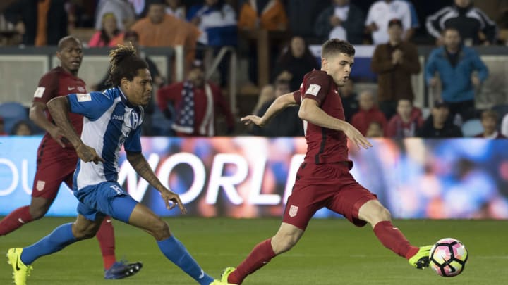 March 24, 2017; San Jose, CA, USA; United States midfielder Christian Pulisic (10) kicks the ball against Honduras defender Henry Figueroa (4) during the first half of the Men’s World Cup Soccer Qualifier at Avaya Stadium. Mandatory Credit: Kyle Terada-USA TODAY Sports