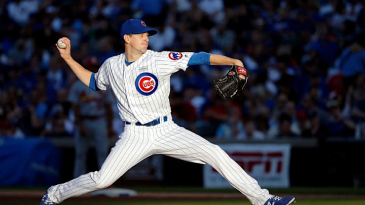 CHICAGO, IL - JUNE 04: Kyle Hendricks #28 of the Chicago Cubs pitches against the St. Louis Cardinals during the fourth inning at Wrigley Field on June 4, 2017 in Chicago, Illinois. (Photo by Jon Durr/Getty Images)