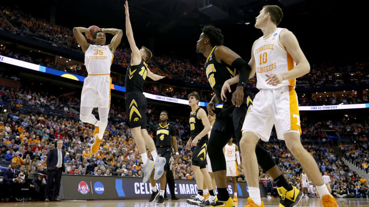 COLUMBUS, OHIO – MARCH 24: Yves Pons #35 of the Tennessee Volunteers looks to dunk the ball against the Iowa Hawkeyes during their game in the Second Round of the NCAA Basketball Tournament at Nationwide Arena on March 24, 2019 in Columbus, Ohio. (Photo by Gregory Shamus/Getty Images)