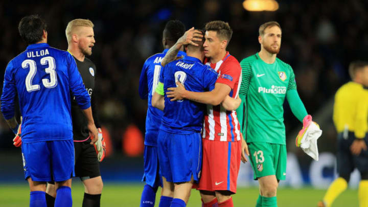 LEICESTER, ENGLAND - APRIL 18: Jamie Vardy of Leicester City and Jose Gimenez of Atletico Madrid embrace after the UEFA Champions League Quarter Final second leg match between Leicester City and Club Atletico de Madrid at The King Power Stadium on April 18, 2017 in Leicester, United Kingdom. (Photo by Richard Heathcote/Getty Images)