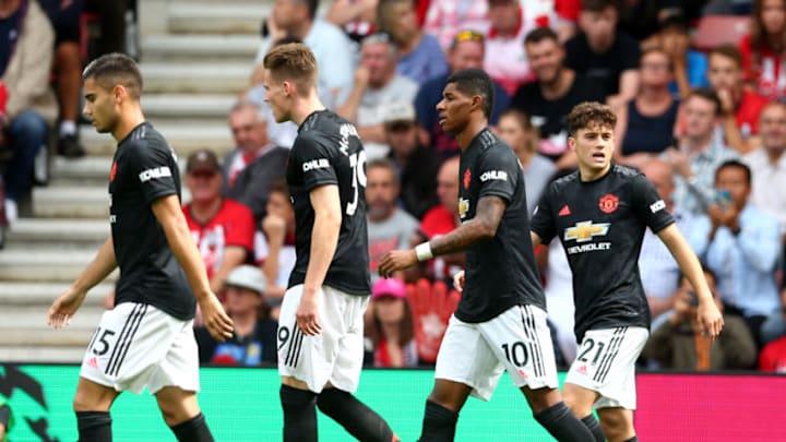 SOUTHAMPTON, ENGLAND – AUGUST 31: Daniel James of Manchester United celebrates with team mates after scoring his teams first goal during the Premier League match between Southampton FC and Manchester United at St Mary’s Stadium on August 31, 2019 in Southampton, United Kingdom. (Photo by Steve Bardens/Getty Images)