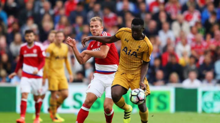 MIDDLESBROUGH, ENGLAND – SEPTEMBER 24: Jordan Rhodes of Middlesbrough (L) and Victor Wanyama of Tottenham Hotspur (R) battle for possession during the Premier League match between Middlesbrough and Tottenham Hotspur at the Riverside Stadium on September 24, 2016 in Middlesbrough, England. (Photo by Richard Heathcote/Getty Images)