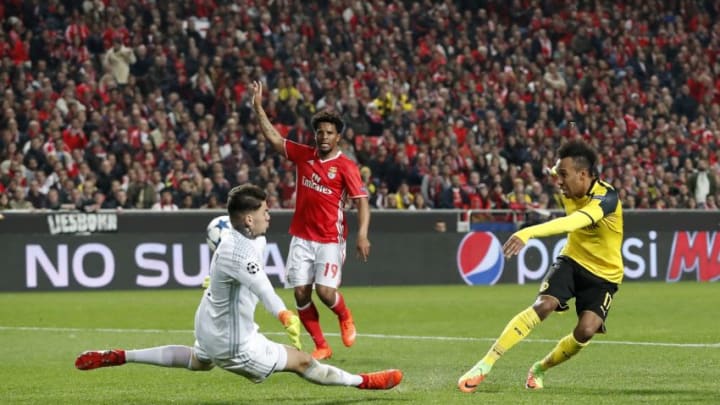 (L-R) goalkeeper Ederson Moraes of SL Benfica, Eliseu of SL Benfica, Pierre-Emerick Aubameyang of Borussia Dortmundduring the UEFA Champions League round of 16 match between SL Benfica and Borussia Dortmund on February 14, 2017 at Estádio da Luz in Lisbon, Portugal(Photo by VI Images via Getty Images)