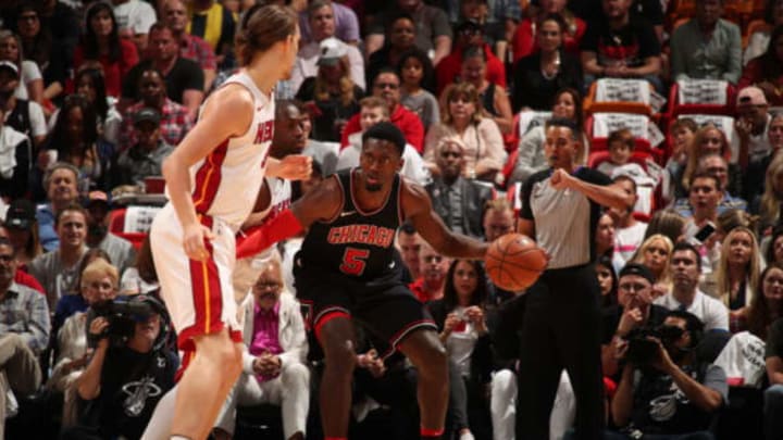 MIAMI, FL – MARCH 29: Bobby Portis #5 of the Chicago Bulls jocks for a position during the game against the Miami Heat on March 29, 2018 at American Airlines Arena in Miami, Florida. NOTE TO USER: User expressly acknowledges and agrees that, by downloading and or using this Photograph, user is consenting to the terms and conditions of the Getty Images License Agreement. Mandatory Copyright Notice: Copyright 2018 NBAE (Photo by Issac Baldizon/NBAE via Getty Images)