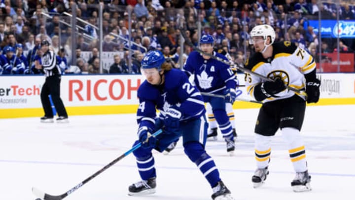TORONTO, ON – NOVEMBER 26: Toronto Maple Leafs Right Wing Kasperi Kapanen (24) skates with the puck during the third period of the NHL regular season game between the Boston Bruins and the Toronto Maple Leafs on November 26, 2018, at Scotiabank Arena in Toronto, ON, Canada. (Photo by Julian Avram/Icon Sportswire via Getty Images)