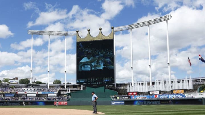 KANSAS CITY, MO - MAY 28: General view of the scoreboard and fountains in the outfield during the game between the Kansas City Royals and Chicago White Sox at Kauffman Stadium on May 28, 2016 in Kansas City, Missouri. The Royals defeated the White Sox 8-7. (Photo by Joe Robbins/Getty Images) *** Local Caption ***