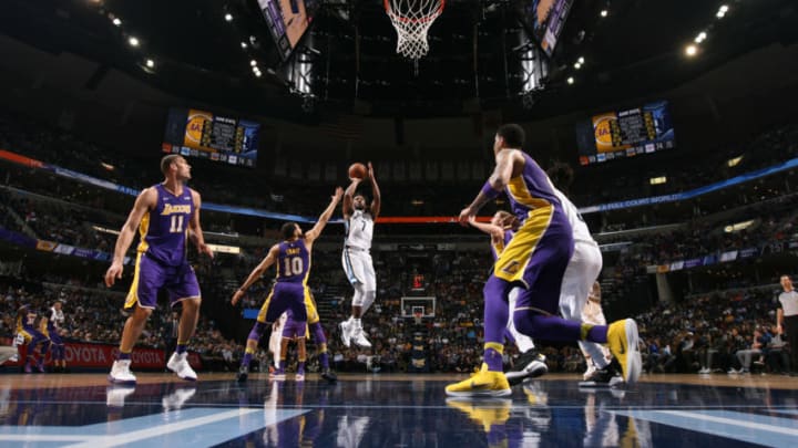 MEMPHIS, TN - MARCH 24: Wayne Selden #7 of the Memphis Grizzlies shoots the ball against the Los Angeles Lakers on March 24, 2018 at FedExForum in Memphis, Tennessee. NOTE TO USER: User expressly acknowledges and agrees that, by downloading and or using this photograph, User is consenting to the terms and conditions of the Getty Images License Agreement. Mandatory Copyright Notice: Copyright 2018 NBAE (Photo by Joe Murphy/NBAE via Getty Images)