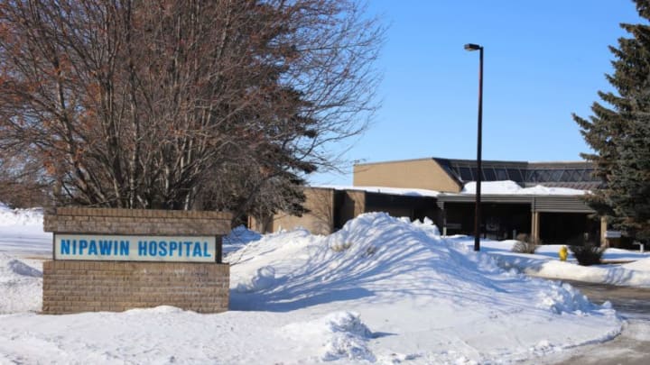 The Nipawin Hospital is viewed on April 7, 2018 after a bus carrying a junior ice hockey team collided with a semi-trailer truck near Tisdale and Nipawin, Saskatchewan province, killing 14 people.Hockey-mad Canada was in mourning on Saturday after a bus carrying a junior ice hockey team collided with a semi-trailer truck in Saskatchewan province, killing 14 people.In a country where love of the sport is almost a religion, the crash sparked an outpouring of grief among players and fans on social media, while national political leaders expressed their sympathies.'We can now confirm 14 people have died as a result of this collision,' the Royal Canadian Mounted Police said in a statement, which did not say how many of the victims were players or coaches of the Humboldt Broncos team. / AFP PHOTO / Kymber RAE (Photo credit should read KYMBER RAE/AFP/Getty Images)