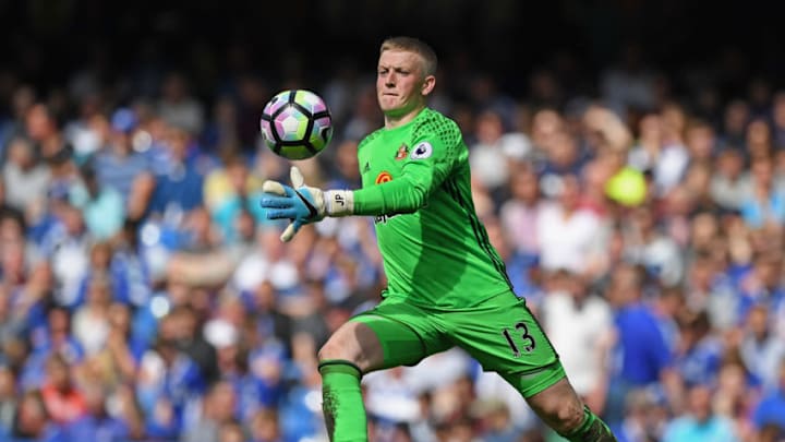 LONDON, ENGLAND - MAY 21: Jordan Pickford of Sunderland in action during the Premier League match between Chelsea and Sunderland at Stamford Bridge on May 21, 2017 in London, England. (Photo by Shaun Botterill/Getty Images)
