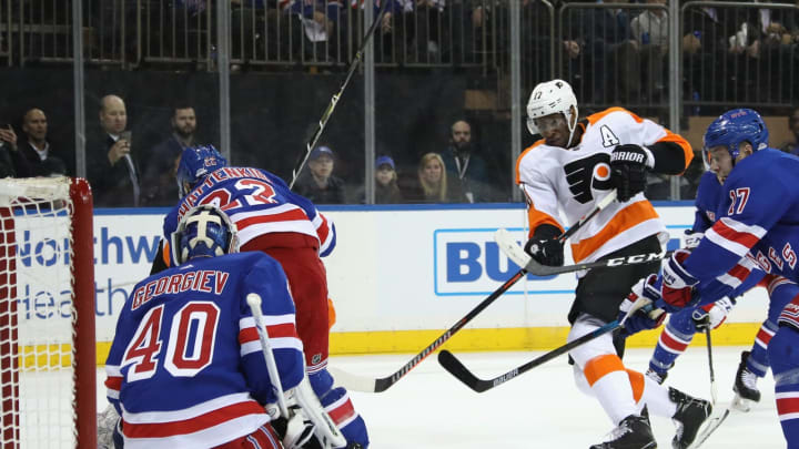 Alexandar Georgiev #40 of the New York Rangers makes the first period save against Wayne Simmonds . (Photo by Bruce Bennett/Getty Images)