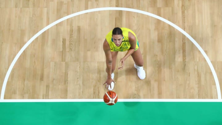 GOLD COAST, AUSTRALIA - APRIL 13: Liz Cambage of Australia shoots during the Women's Semifinal Basketball match between Australia and New Zealand on day nine of the Gold Coast 2018 Commonwealth Games at Gold Coast Convention Centre on April 13, 2018 on the Gold Coast, Australia. (Photo by Chris Hyde/Getty Images)