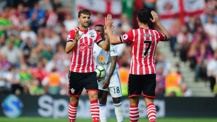 SOUTHAMPTON, UNITED KINGDOM - AUGUST 27: Jay Rodriguez of Southampton (L) celebrates after scoring his sides first goal during the Premier League match between Southampton and Sunderland at St Mary's Stadium on August 27, 2016 in Southampton, England. (Photo by Harry Trump/Getty Images)