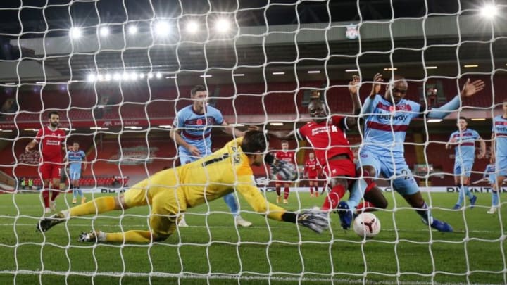 West Ham United's Polish goalkeeper Lukasz Fabianski (Photo by CLIVE BRUNSKILL/POOL/AFP via Getty Images)
