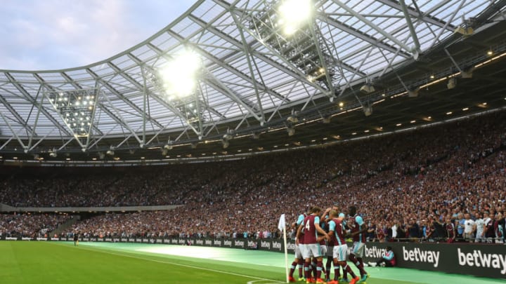 STRATFORD, ENGLAND – AUGUST 04: Cheikhou Kouyate of West Ham United celebrates with the team scoring the second goal during the UEFA Europa League Qualification round match between West Ham United and NK Domzale at London Stadium on August 4, 2016 in Stratford, England. (Photo by Tom Dulat/Getty Images)