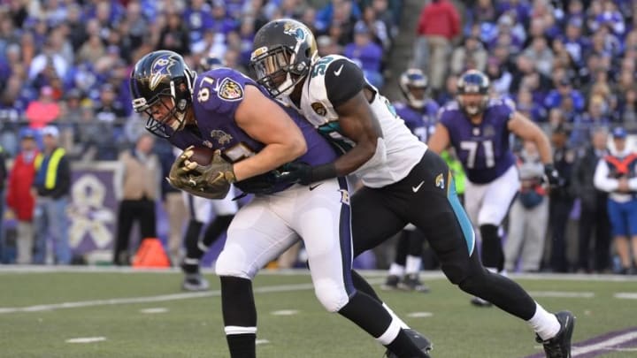 Nov 15, 2015; Baltimore, MD, USA; Jacksonville Jaguars outside linebacker Telvin Smith (50) tackles Baltimore Ravens tight end Maxx Williams (87) during the third quarter at M&T Bank Stadium. Jacksonville Jaguars defeated Baltimore Ravens 22-20. Mandatory Credit: Tommy Gilligan-USA TODAY Sports