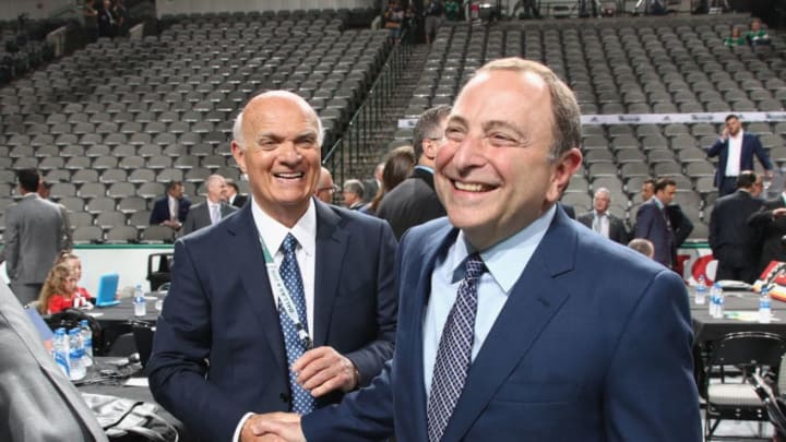 DALLAS, TX - JUNE 22: (l-r) Lou Lamoriello of the New York Islanders and NHL commissioner Gary Bettman chat prior to the first round of the 2018 NHL Draft at American Airlines Center on June 22, 2018 in Dallas, Texas. (Photo by Bruce Bennett/Getty Images)