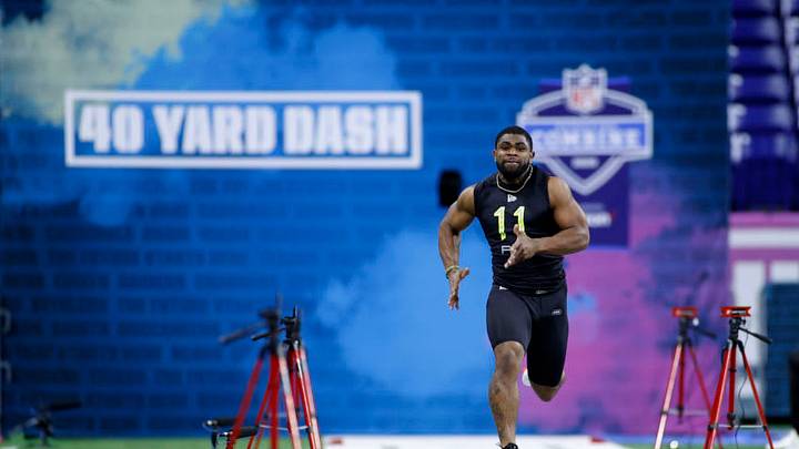 INDIANAPOLIS, IN - FEBRUARY 28: Running back Clyde Edwards-Helaire of LSU runs the 40-yard dash during the NFL Combine at Lucas Oil Stadium on February 28, 2020 in Indianapolis, Indiana. (Photo by Joe Robbins/Getty Images)