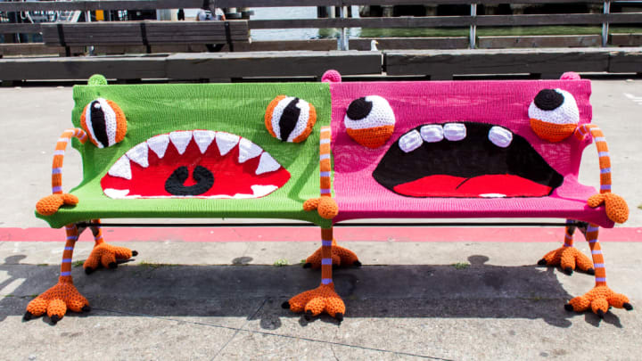 10 Impressive Yarnbombing Projects