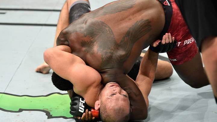 SAITAMA, JAPAN - SEPTEMBER 22: (R-L) Ovince Saint Preux attempts to submit Yushin Okami of Japan in their light heavyweight bout during the UFC Fight Night event inside the Saitama Super Arena on September 22, 2017 in Saitama, Japan. (Photo by Jeff Bottari/Zuffa LLC/Zuffa LLC via Getty Images)