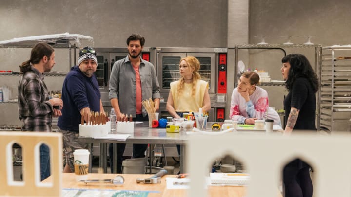 Geof Manthorne, Host Duff Goldman, Sonny Robinson, Natalie Sideserf and Elena Fox discuss their progress on the Ancient Worlds Challenge, as seen on Buddy vs Duff, Season 3. Photo courtesy Food Network