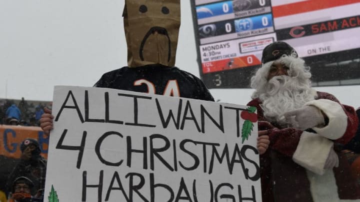 CHICAGO, IL- DECEMBER 24: Bear fans before the game “nbetween the Chicago Bears and the Cleveland Browns on December 24, 2017 at Soldier Field in Chicago, Illinois. (Photo by David Banks/Getty Images) *** Local Caption ***