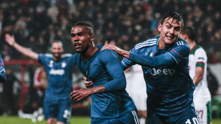 Douglas Costa and Paulo Dybala during Champions League match between Lokomotiv Mosca v Juventus , in Moscow, on November 06, 2019 (Photo by Loris Roselli).