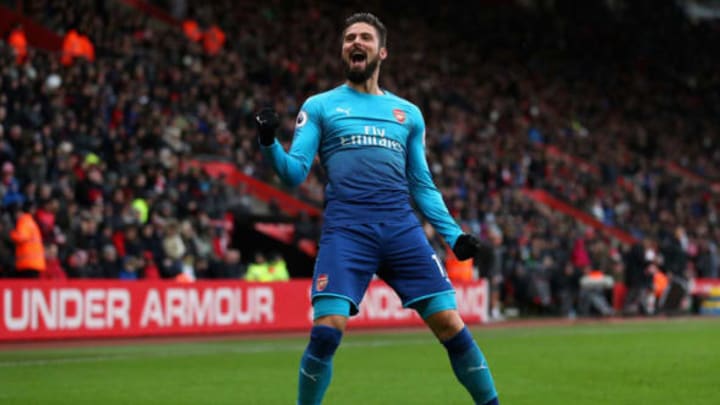 SOUTHAMPTON, ENGLAND – DECEMBER 10: Olivier Giroud of Arsenal celebrates scoring his side’s first goal during the Premier League match between Southampton and Arsenal at St Mary’s Stadium on December 9, 2017 in Southampton, England. (Photo by Catherine Ivill/Getty Images)