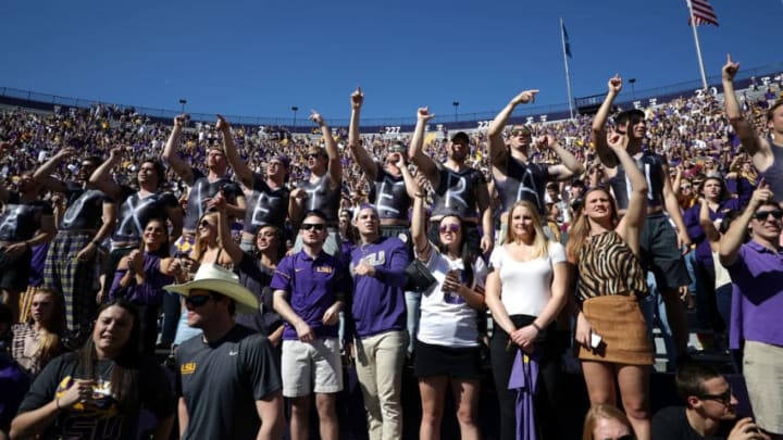 BATON ROUGE, LA - NOVEMBER 11: Fans cheer during the game between the LSU Tigers and Arkansas Razorbacks at Tiger Stadium on November 11, 2017 in Baton Rouge, Louisiana. (Photo by Chris Graythen/Getty Images)