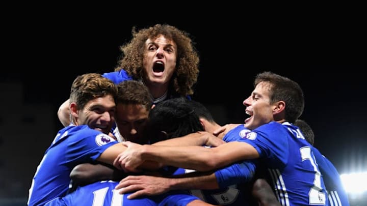 LONDON, ENGLAND - NOVEMBER 05: Pedro of Chelsea celebrates scoring his sides fifth goal with his Chelsea team mates during the Premier League match between Chelsea and Everton at Stamford Bridge on November 5, 2016 in London, England. (Photo by Darren Walsh/Chelsea FC via Getty Images)