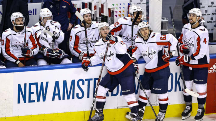TORONTO, ONTARIO - AUGUST 16: The Washington Capitals react after losing 2-1 to the New York Islanders during the first overtime period in Game Three of the Eastern Conference First Round during the 2020 NHL Stanley Cup Playoffs at Scotiabank Arena on August 16, 2020 in Toronto, Ontario. (Photo by Elsa/Getty Images)