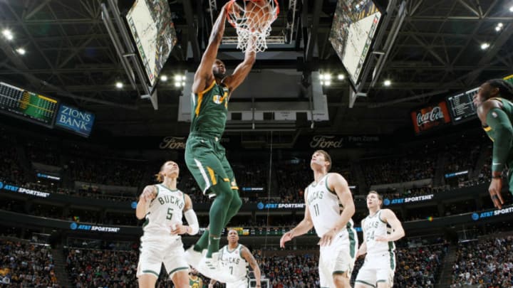 SALT LAKE CITY, UT - MARCH 2: Derrick Favors #15 of the Utah Jazz dunks the ball against the Milwaukee Bucks on March 2, 2019 at vivint.SmartHome Arena in Salt Lake City, Utah. Copyright 2019 NBAE (Photo by Melissa Majchrzak/NBAE via Getty Images)