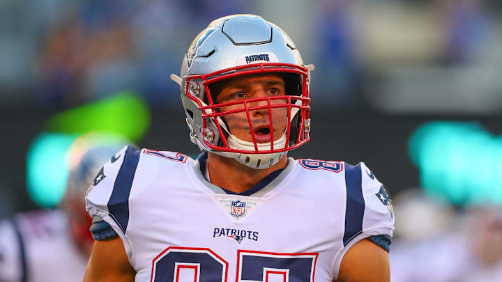 EAST RUTHERFORD, NJ – AUGUST 30: New England Patriots tight end Rob Gronkowski (87) warms up prior to the National Football League game between the New York Giants and the New England Patriots on August 30, 2018 at MetLife Stadium in East Rutherford, NJ. (Photo by Rich Graessle/Icon Sportswire via Getty Images)