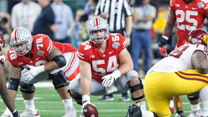 ARLINGTON, TX - DECEMBER 29: Ohio State Buckeyes center Billy Price (Photo by Matthew Visinsky/Icon Sportswire via Getty Images)