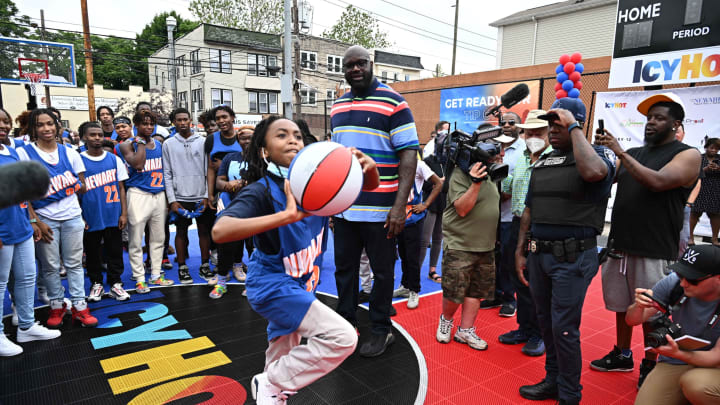 NEWARK, NEW JERSEY – JUNE 13: Shaquille O’Neal interacts with young participants as The Shaquille O’Neal Foundation & Icy Hot unveil “Comebaq Court” on June 13, 2022 in Newark, New Jersey. (Photo by Dave Kotinsky/Getty Images)