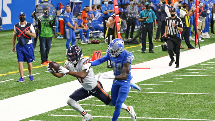DETROIT, MI – SEPTEMBER 13: Anthony Miller #17 of the Chicago Bears scores a late fourth quarter touchdown as Mike Ford #38 of the Detroit Lions defends at Ford Field on September 13, 2020 in Detroit, Michigan. (Photo by Leon Halip/Getty Images)