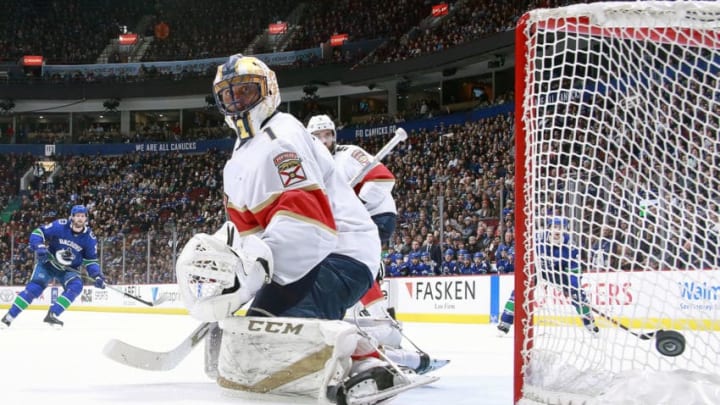 VANCOUVER, BC - JANUARY 13: Roberto Luongo #1 of the Florida Panthers makes a save during their NHL game against the Vancouver Canucks at Rogers Arena January 13, 2019 in Vancouver, British Columbia, Canada. (Photo by Jeff Vinnick/NHLI via Getty Images)"n