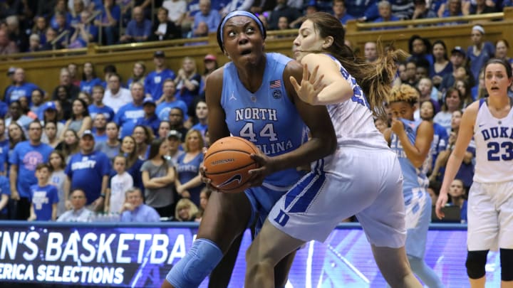 DURHAM, NC – FEBRUARY 25: North Carolina Tar Heels center Janelle Bailey (44) pushing past Duke Blue Devils center Bego Faz Davalos (21) during the 2nd half of the Women’s Duke Blue Devils game versus the Women’s North Carolina Tar Heels on February 25, 2018, at Cameron Indoor Stadium in Durham, NC. (Photo by Jaylynn Nash/Icon Sportswire via Getty Images)