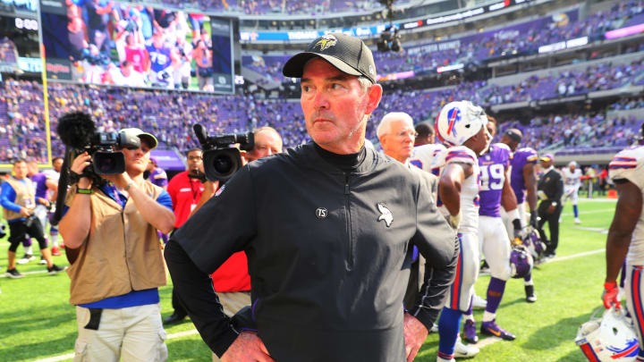 (Photo by Adam Bettcher/Getty Images) Mike Zimmer