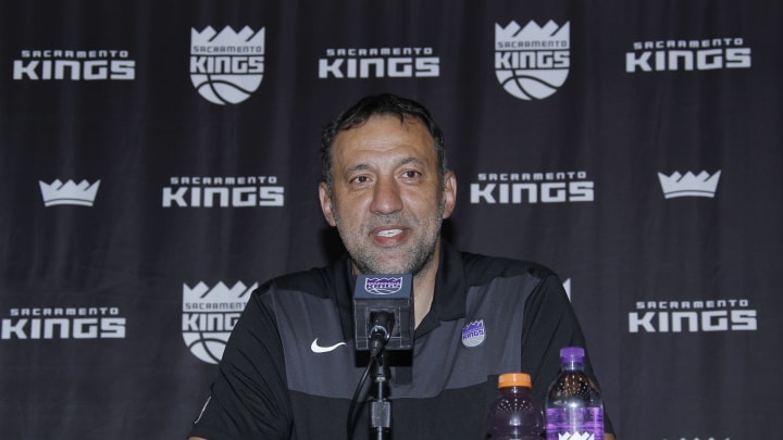 SACRAMENTO, CA – APRIL 15 : Vlade Divac introduces Luke Walton as the new Head Coach of the Sacramento Kings at a press conference on April 15, 2019 at the Golden 1 Center in Sacramento, California. NOTE TO USER: User expressly acknowledges and agrees that, by downloading and/or using this Photograph, user is consenting to the terms and conditions of the Getty Images License Agreement. Mandatory Copyright Notice: Copyright 2019 NBAE (Photo by Rocky Widner/NBAE via Getty Images)