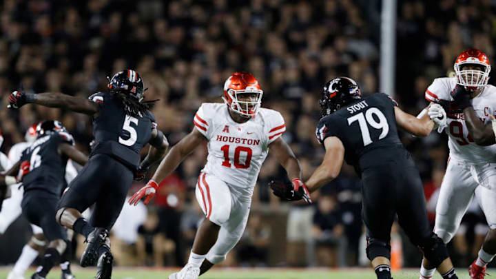 CINCINNATI, OH - SEPTEMBER 15: Ed Oliver