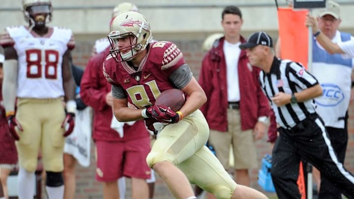 Apr 11, 2015; Tallahassee, FL, USA; Florida State Seminoles tight end Ryan Izzo (81) runs the ball during the spring game at Doak Campbell Stadium. Mandatory Credit: Melina Vastola-USA TODAY Sports