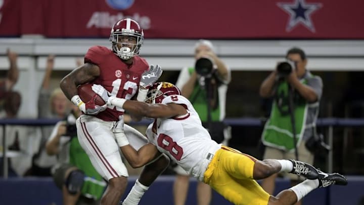Sep 3, 2016; Arlington, TX, USA; Alabama Crimson Tide wide receiver ArDarius Stewart (13) catches a touchdown pass past USC Trojans defensive back Iman Marshall (8) during the second quarter at AT&T Stadium. Mandatory Credit: Kirby Lee-USA TODAY Sports