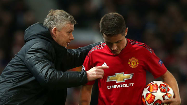 MANCHESTER, ENGLAND - FEBRUARY 12: Caretaker Manager Ole Gunnar Solskjaer of Manchester United speaks to Ander Herrera during the UEFA Champions League Round of 16 First Leg match between Manchester United and Paris Saint-Germain at Old Trafford on February 12, 2019 in Manchester, England. (Photo by Matthew Peters/Manchester United via Getty Images)